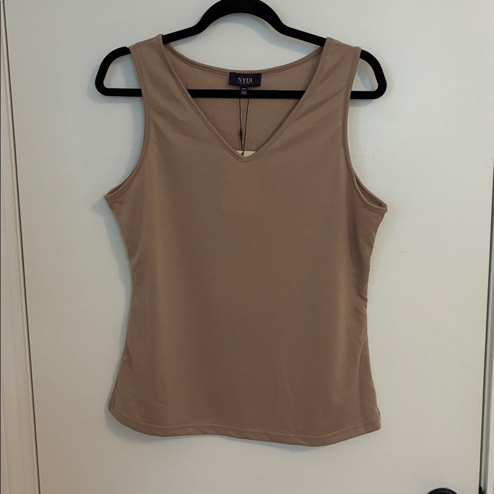 NYDJ Womens V Beck Neutral Tank Top Sand Size S/M NWT Minimalist Quiet Luxury